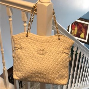 Authentic Tory Burch  Marion quilted white tote